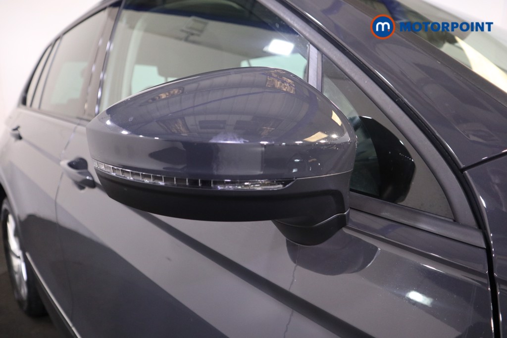 Volkswagen Tiguan Life Manual Diesel SUV - Stock Number (1544524) - 22nd supplementary image