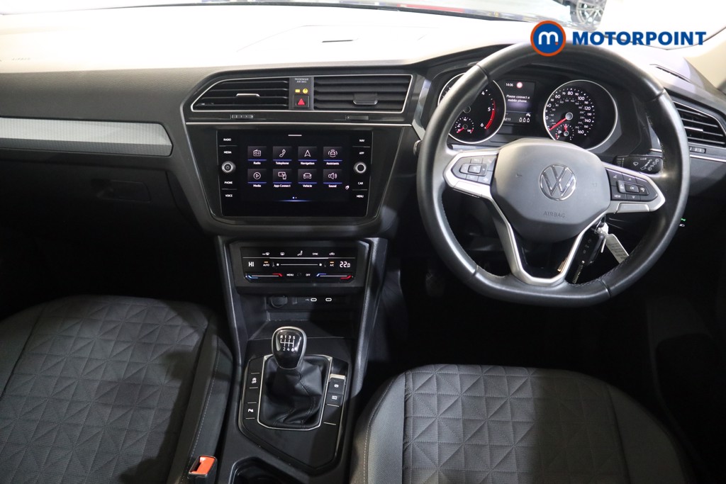 Volkswagen Tiguan Life Manual Diesel SUV - Stock Number (1544524) - 1st supplementary image