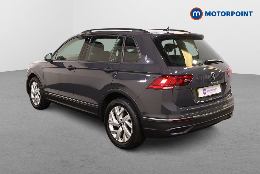 Volkswagen Tiguan Life Manual Diesel SUV - Stock Number (1544524) - Passenger side rear corner