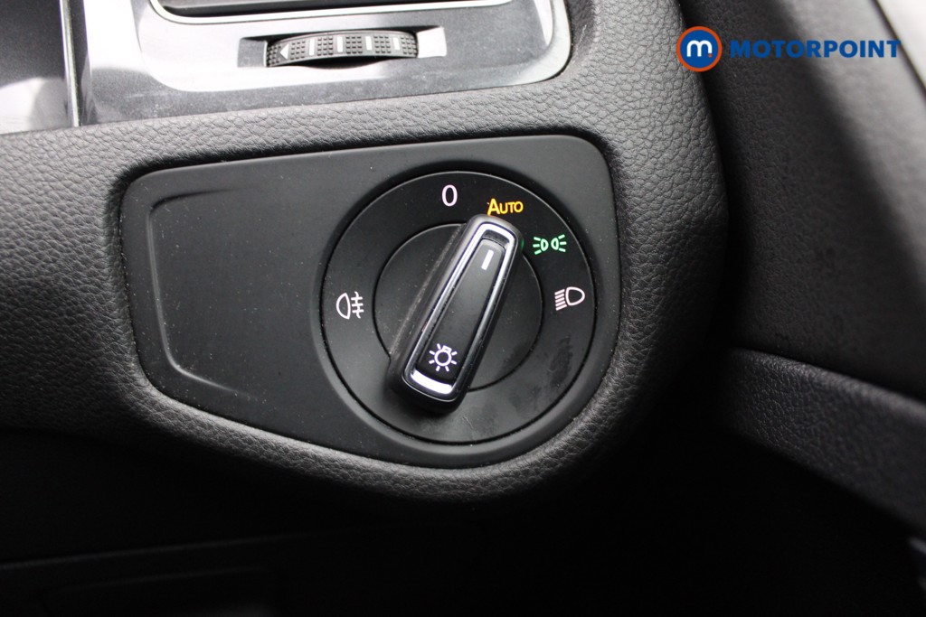 Volkswagen Golf SE Manual Petrol Hatchback - Stock Number (1544760) - 14th supplementary image