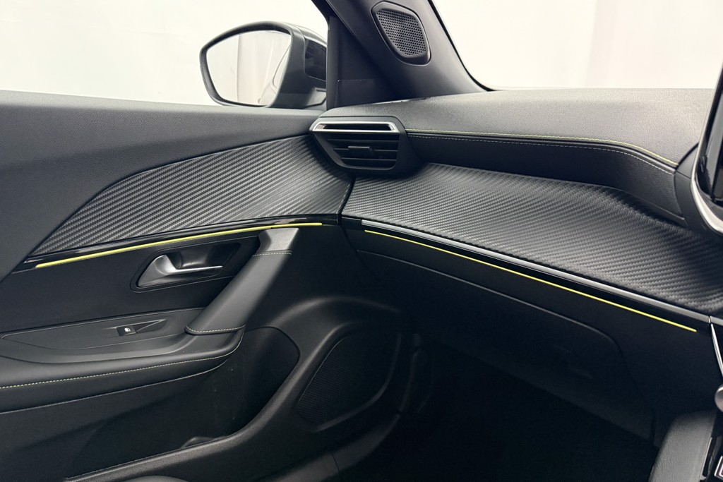 Peugeot 2008 GT Automatic Petrol SUV - Stock Number (1544951) - 16th supplementary image