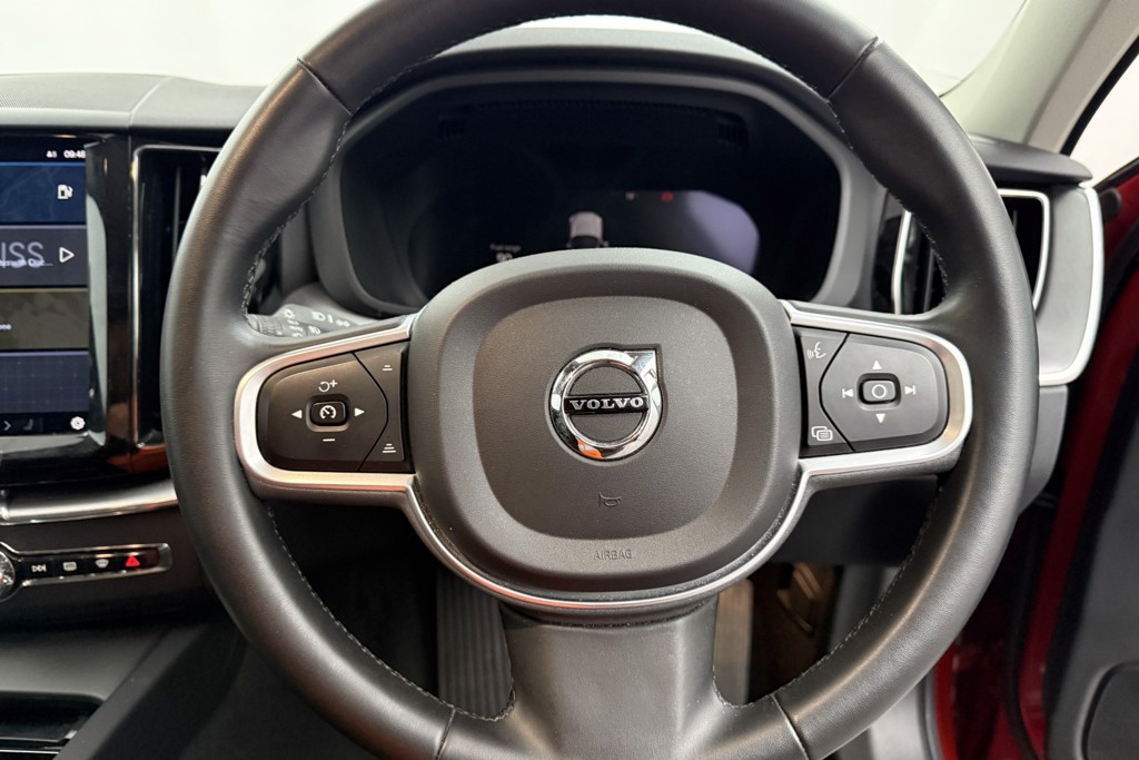 Volvo Xc60 Momentum Automatic Petrol SUV - Stock Number (1544961) - 3rd supplementary image