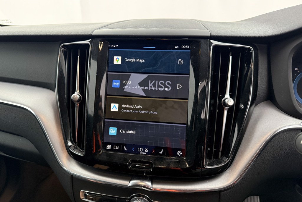 Volvo Xc60 Momentum Automatic Petrol SUV - Stock Number (1544961) - 8th supplementary image