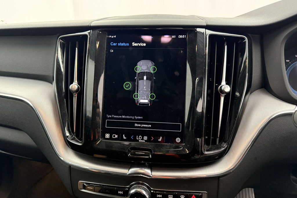 Volvo Xc60 Momentum Automatic Petrol SUV - Stock Number (1544961) - 11th supplementary image