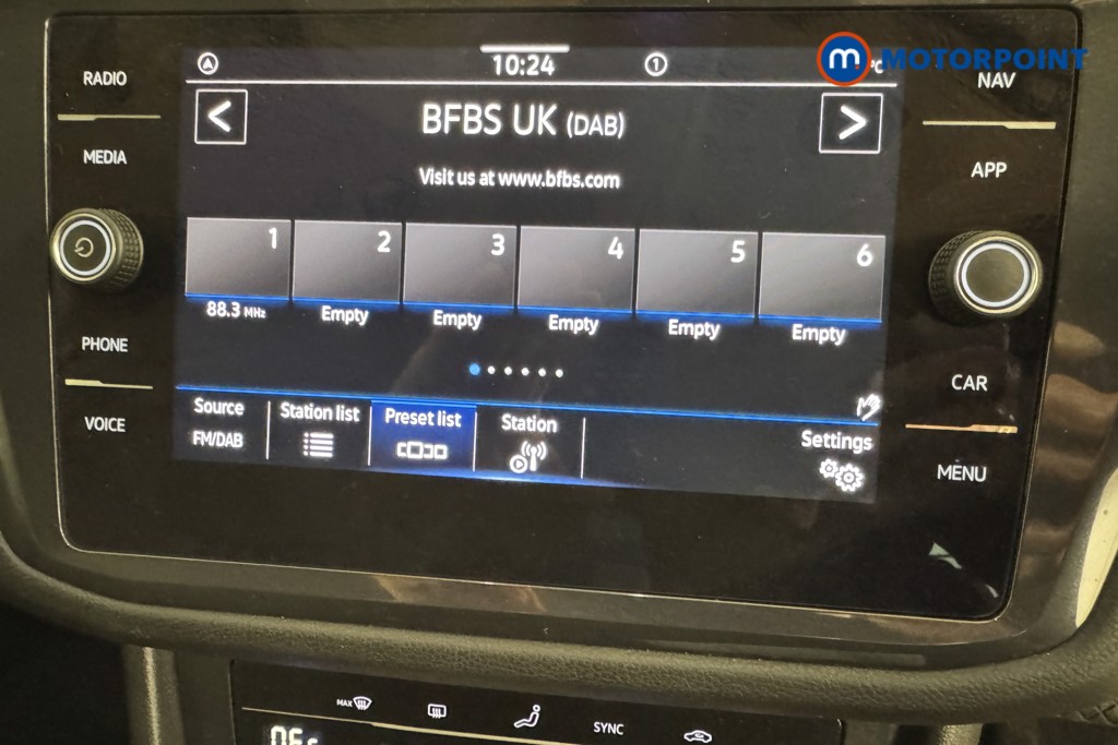 Volkswagen Tiguan Allspace Life Automatic Petrol SUV - Stock Number (1545154) - 2nd supplementary image
