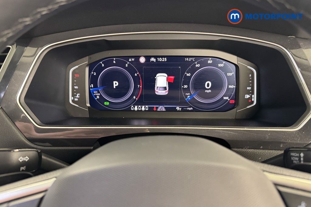 Volkswagen Tiguan Allspace Life Automatic Petrol SUV - Stock Number (1545154) - 9th supplementary image