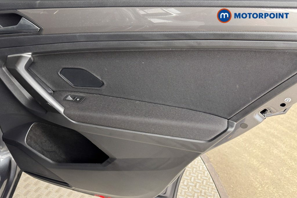 Volkswagen Tiguan Allspace Life Automatic Petrol SUV - Stock Number (1545154) - 16th supplementary image