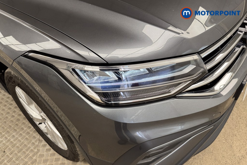 Volkswagen Tiguan Allspace Life Automatic Petrol SUV - Stock Number (1545154) - 17th supplementary image