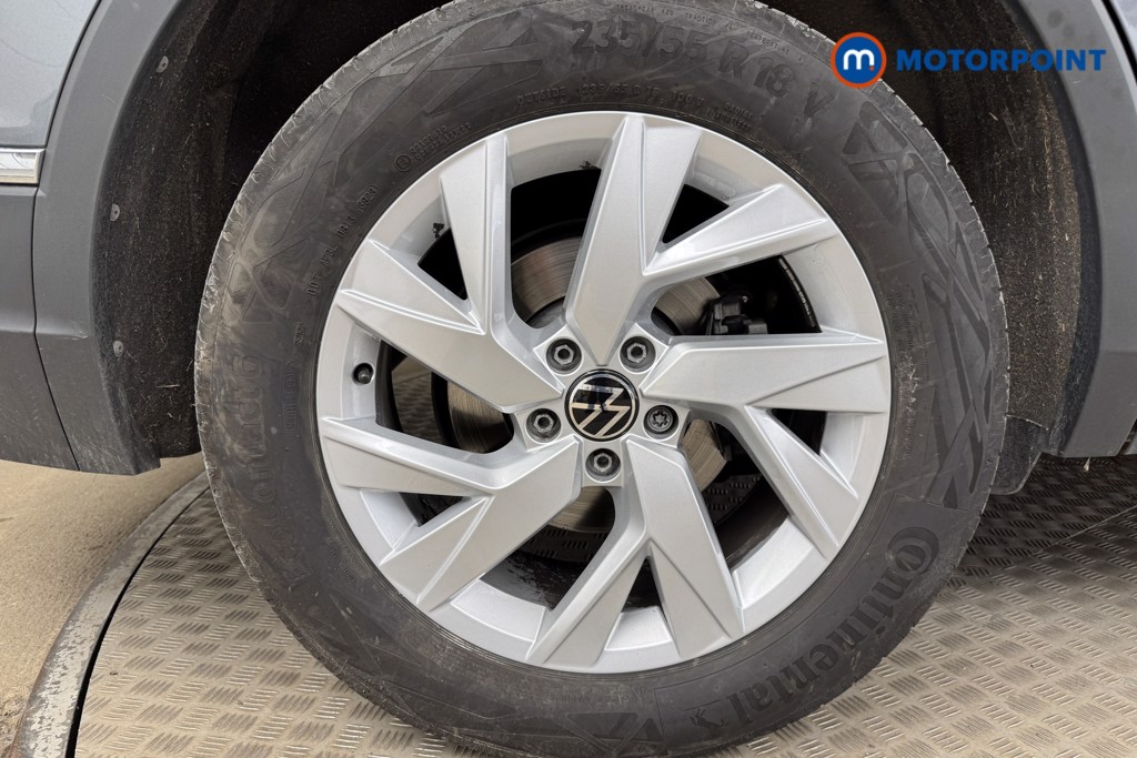 Volkswagen Tiguan Allspace Life Automatic Petrol SUV - Stock Number (1545154) - 20th supplementary image