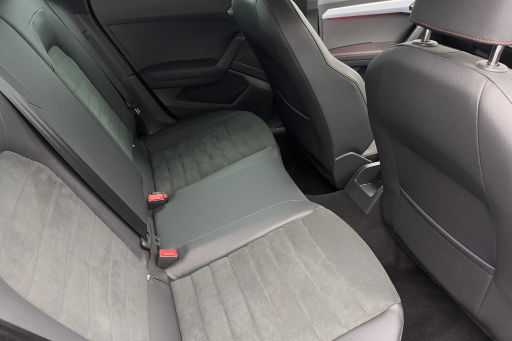 Seat Arona Fr Sport Automatic Petrol SUV - Stock Number (1545158) - 16th supplementary image