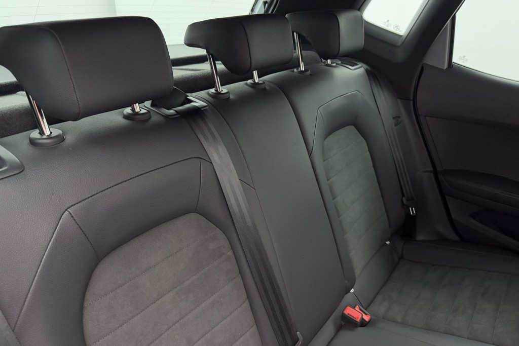 Seat Arona Fr Sport Automatic Petrol SUV - Stock Number (1545158) - 17th supplementary image