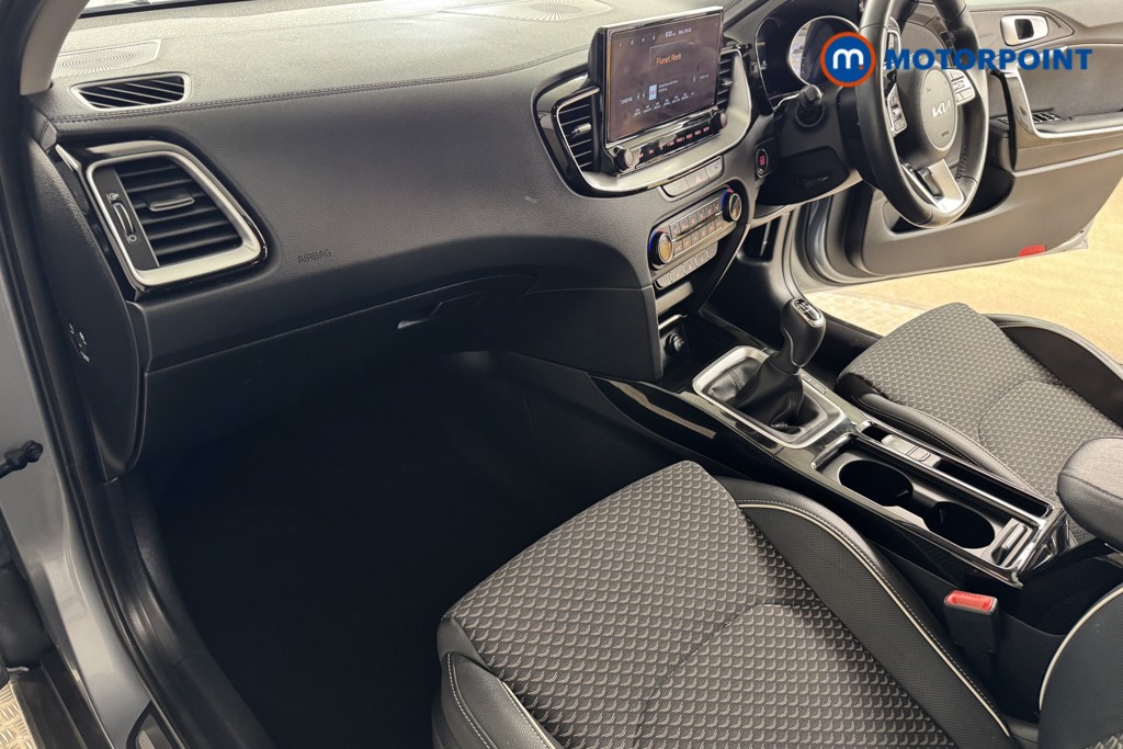 KIA Xceed 3 Manual Petrol Hatchback - Stock Number (1545240) - 8th supplementary image