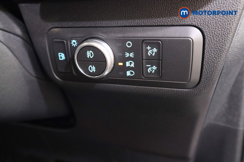 Ford Kuga Titanium Automatic Petrol Plug-In Hybrid SUV - Stock Number (1545321) - 10th supplementary image