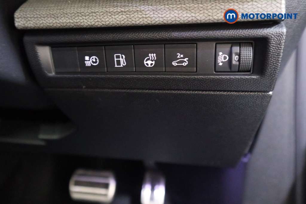 Citroen C5 X Shine Plus Automatic Petrol Plug-In Hybrid Hatchback - Stock Number (1546218) - 9th supplementary image