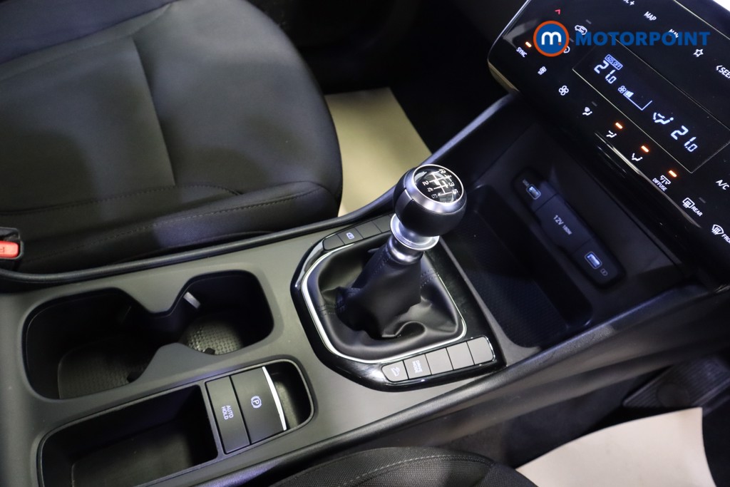 Hyundai Tucson Se Connect Manual Petrol SUV - Stock Number (1546380) - 5th supplementary image
