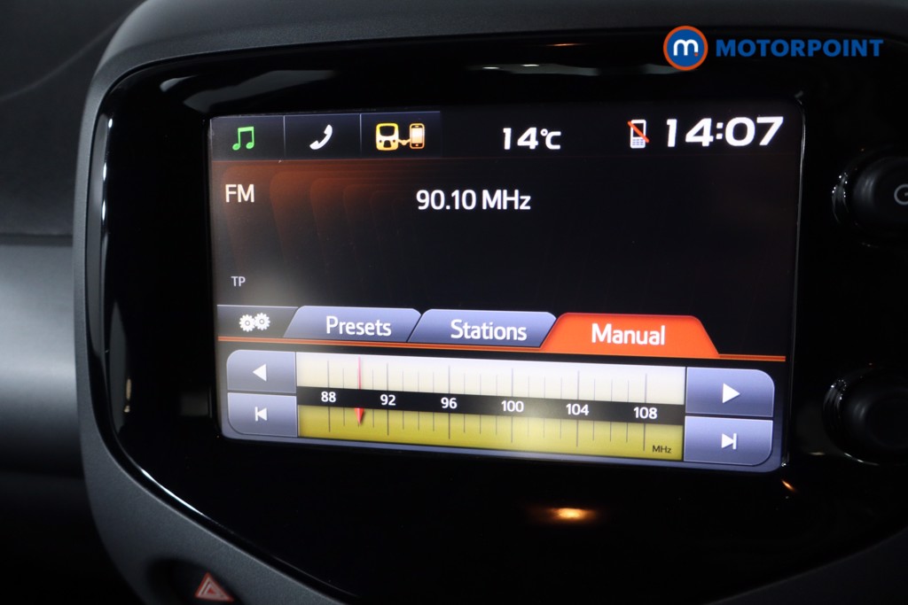 Toyota Aygo X-Play Manual Petrol Hatchback - Stock Number (1546432) - 2nd supplementary image