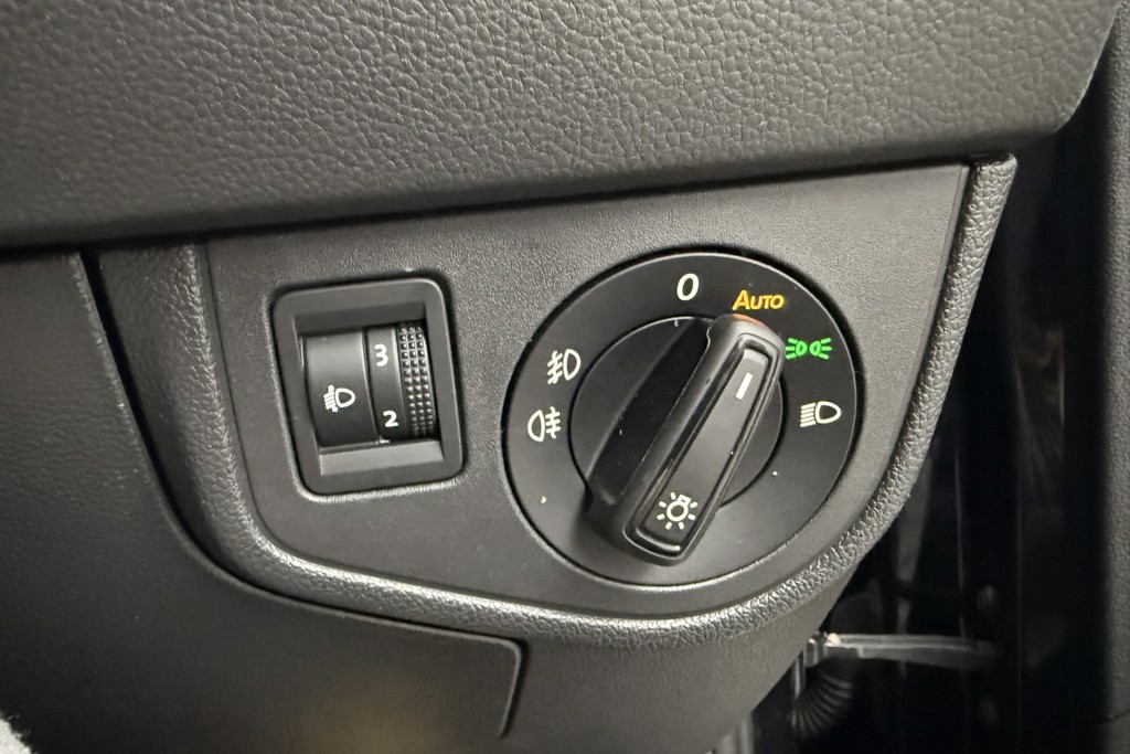 Volkswagen Taigo Life Manual Petrol SUV - Stock Number (1546658) - 17th supplementary image