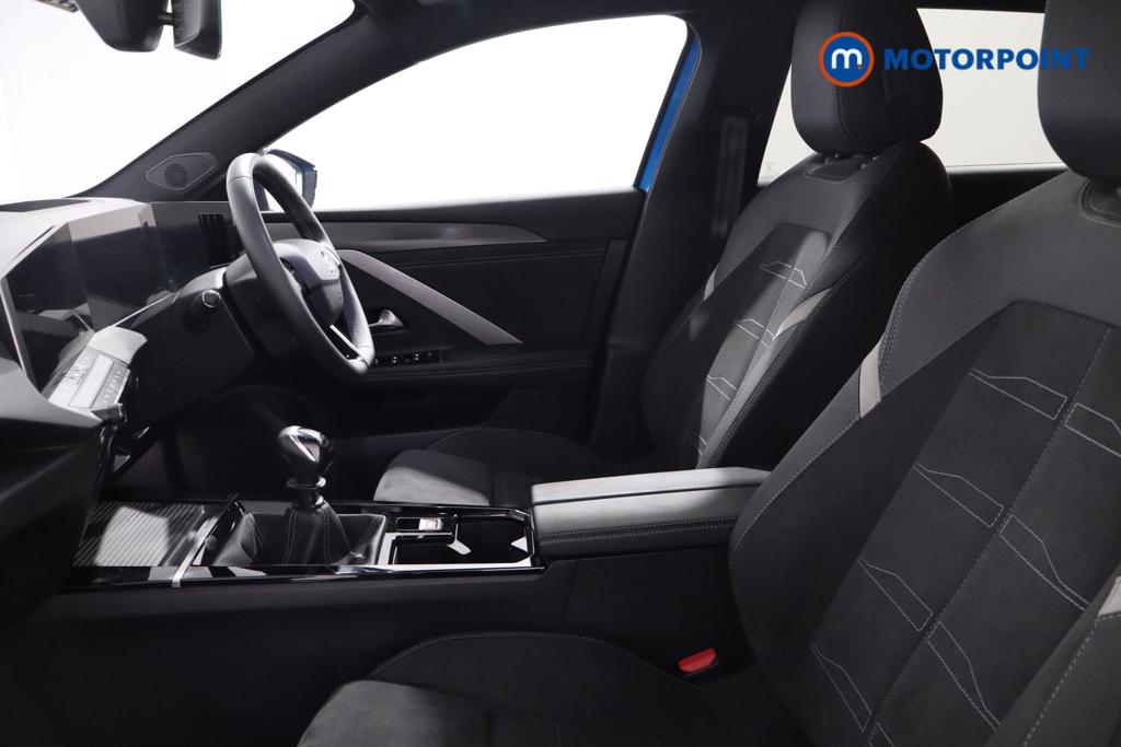 Vauxhall Astra Ultimate Manual Petrol Estate - Stock Number (1546667) - 14th supplementary image
