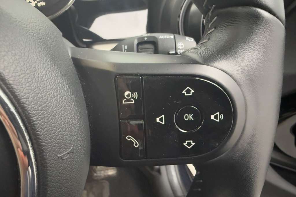 Mini Hatchback Cooper S Level 3 Automatic Electric Hatchback - Stock Number (1546672) - 4th supplementary image