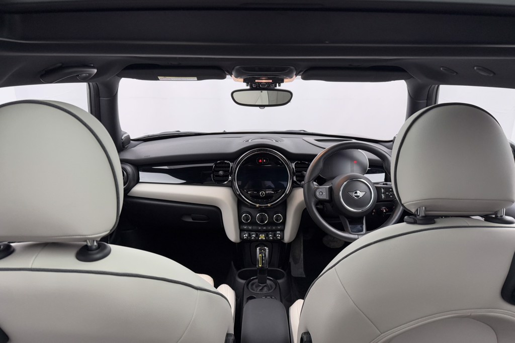 Mini Hatchback Cooper S Level 3 Automatic Electric Hatchback - Stock Number (1546672) - 21st supplementary image