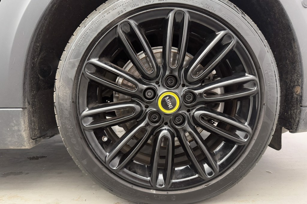 Mini Hatchback Cooper S Level 3 Automatic Electric Hatchback - Stock Number (1546672) - 27th supplementary image