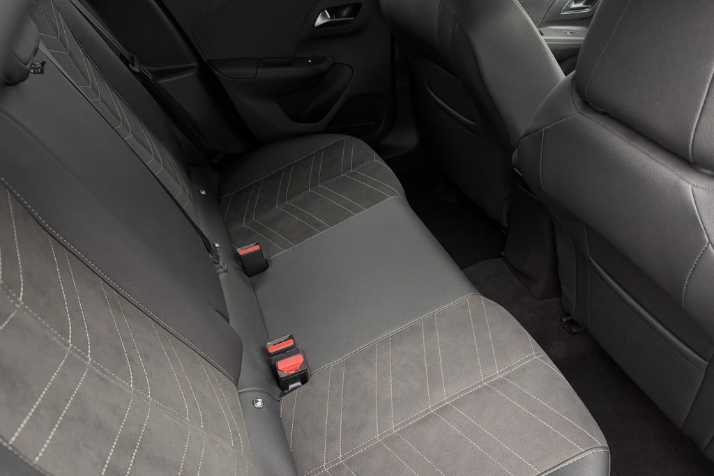 Vauxhall Corsa Ultimate Automatic Petrol Hatchback - Stock Number (1546865) - 17th supplementary image