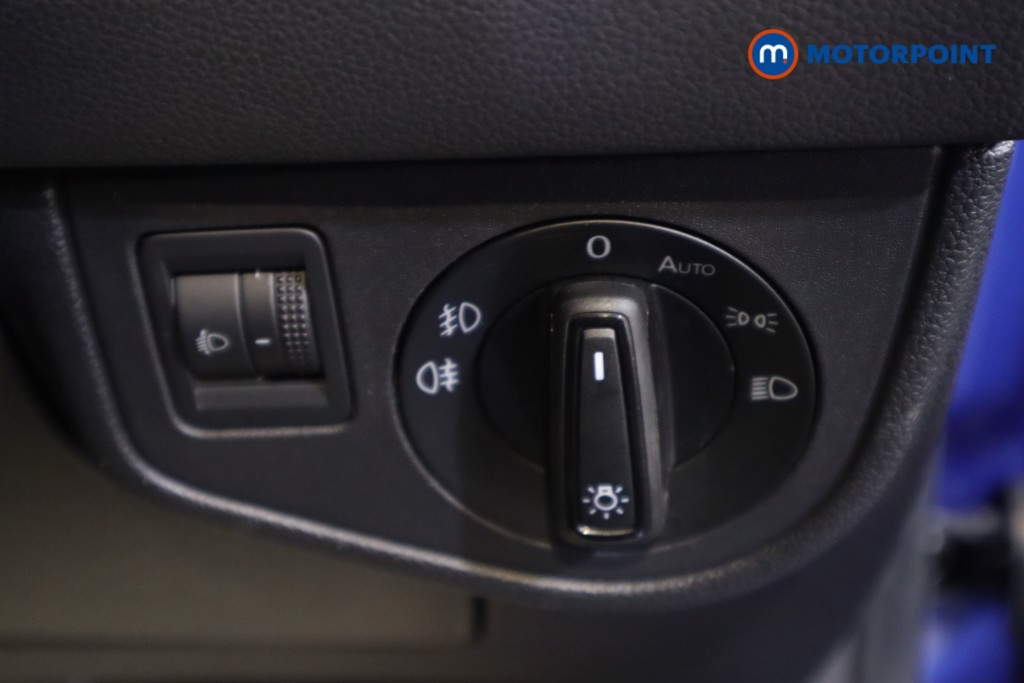 Volkswagen Polo SEL Automatic Petrol Hatchback - Stock Number (1546963) - 8th supplementary image