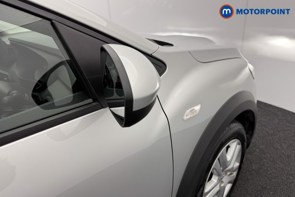 Dacia Sandero Stepway Expression Manual Petrol Hatchback - Stock Number (1546985) - 17th supplementary image