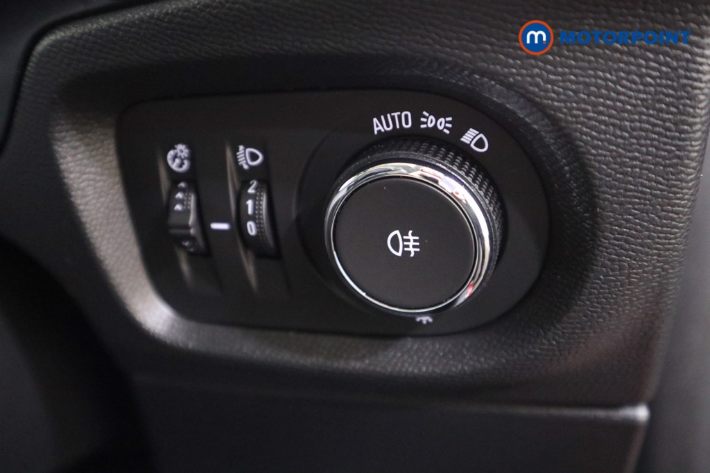 Vauxhall Corsa Design Automatic Petrol Hatchback - Stock Number (1547244) - 9th supplementary image