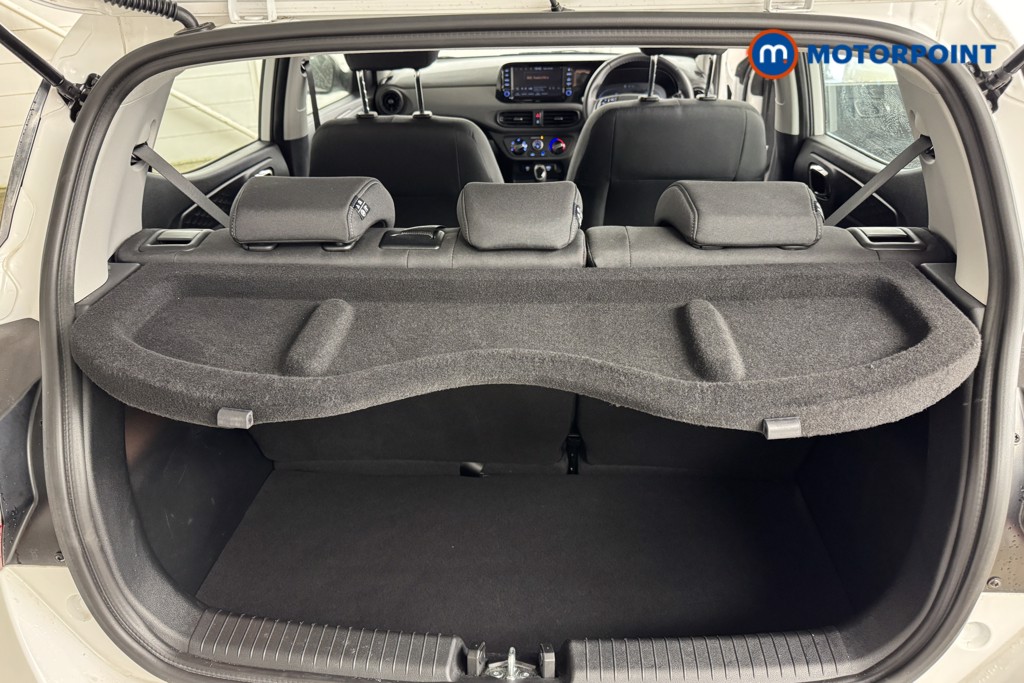 Hyundai I10 Advance Automatic Petrol Hatchback - Stock Number (1547260) - 4th supplementary image