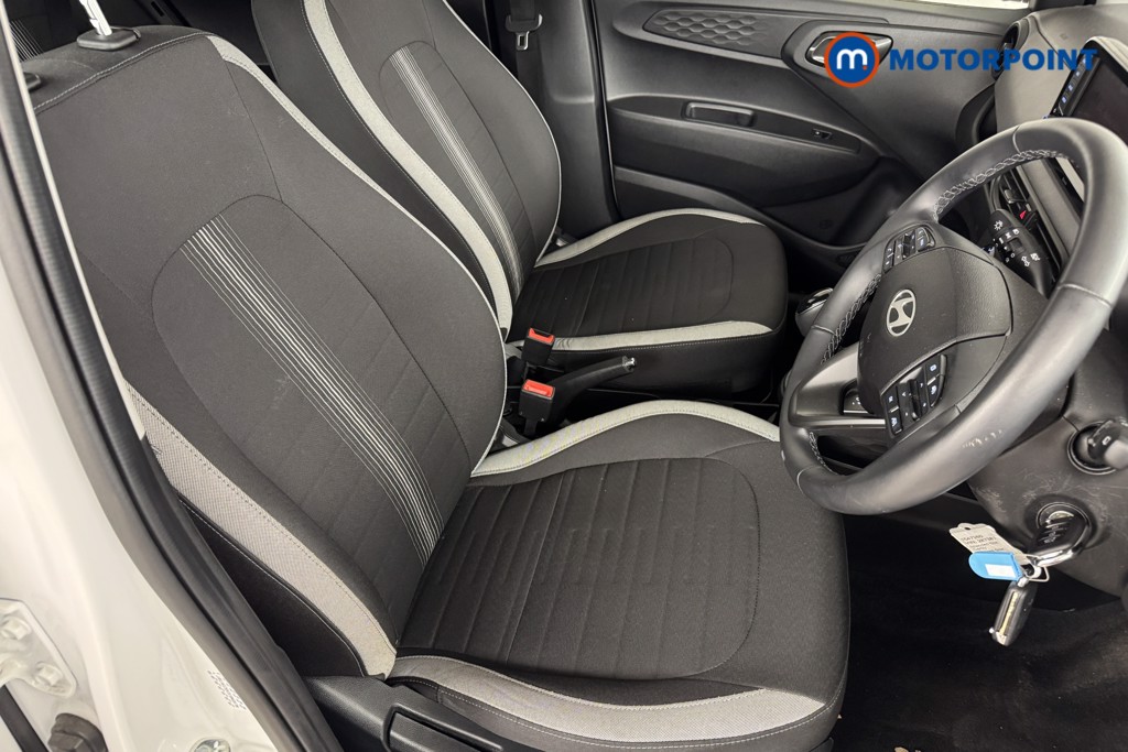 Hyundai I10 Advance Automatic Petrol Hatchback - Stock Number (1547260) - 6th supplementary image