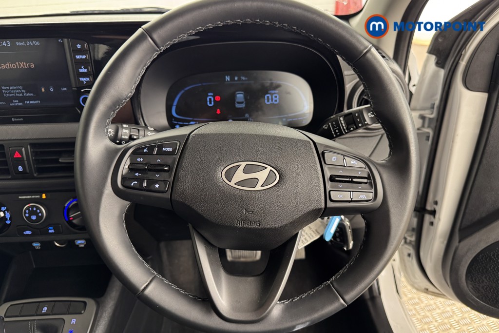 Hyundai I10 Advance Automatic Petrol Hatchback - Stock Number (1547260) - 7th supplementary image