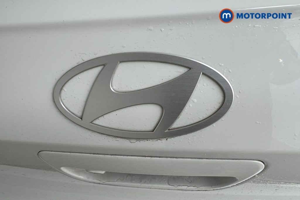 Hyundai I10 Advance Automatic Petrol Hatchback - Stock Number (1547260) - 22nd supplementary image