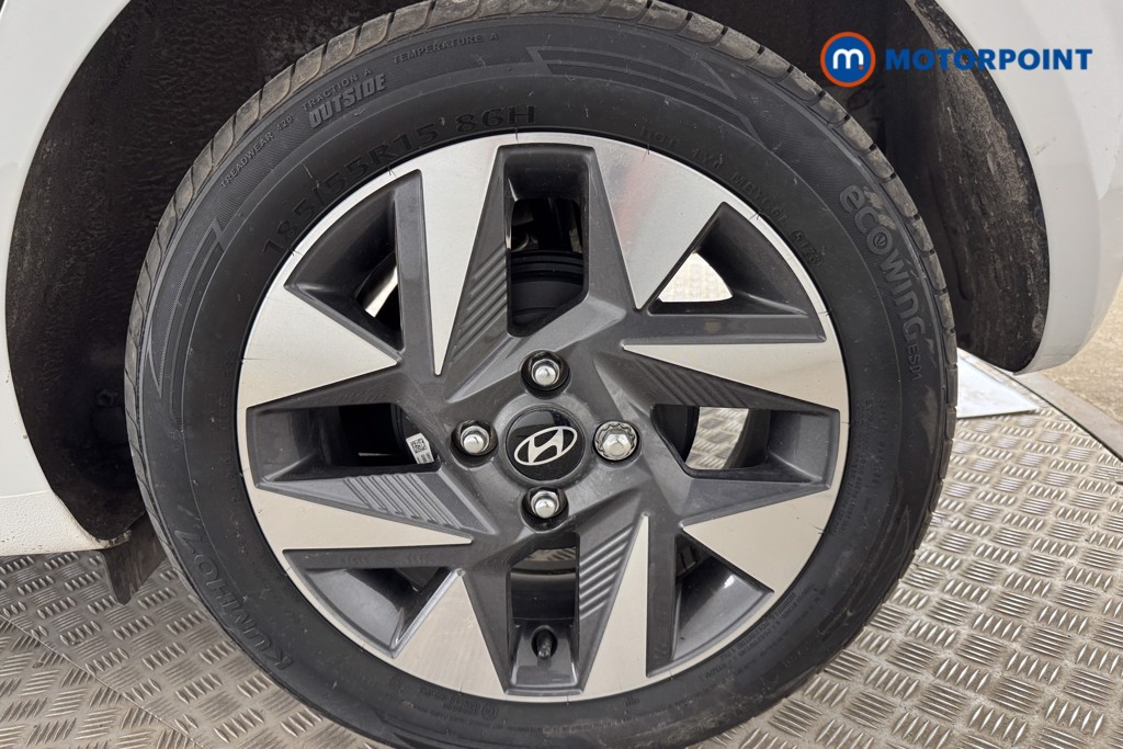 Hyundai I10 Advance Automatic Petrol Hatchback - Stock Number (1547260) - 26th supplementary image