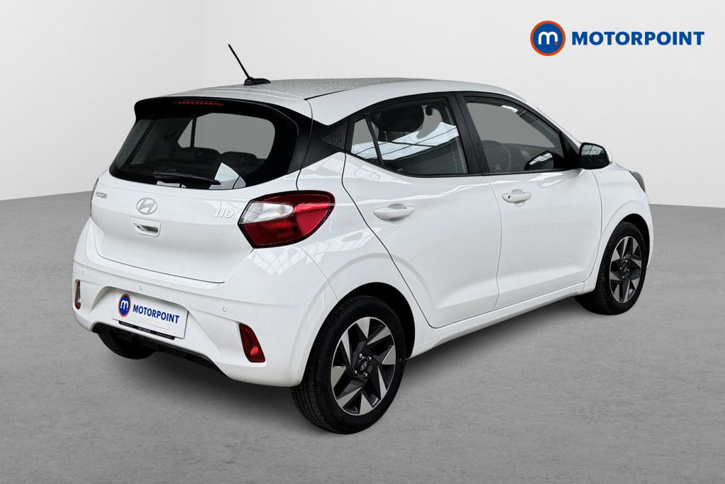 Hyundai I10 Advance Automatic Petrol Hatchback - Stock Number (1547260) - Drivers side rear corner