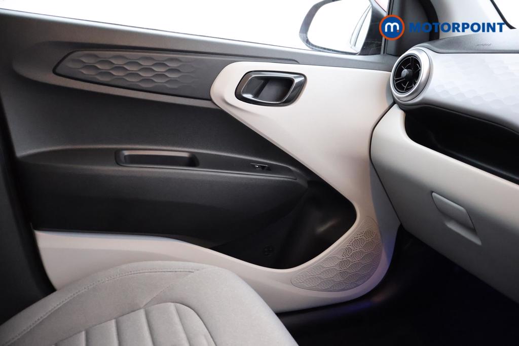 Hyundai I10 Premium Automatic Petrol Hatchback - Stock Number (1547306) - 7th supplementary image