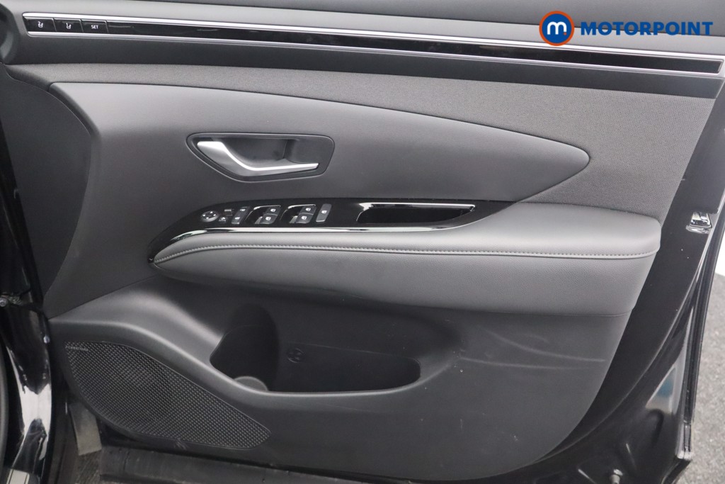 Hyundai Tucson Ultimate Automatic Petrol-Electric Hybrid SUV - Stock Number (1547368) - 16th supplementary image