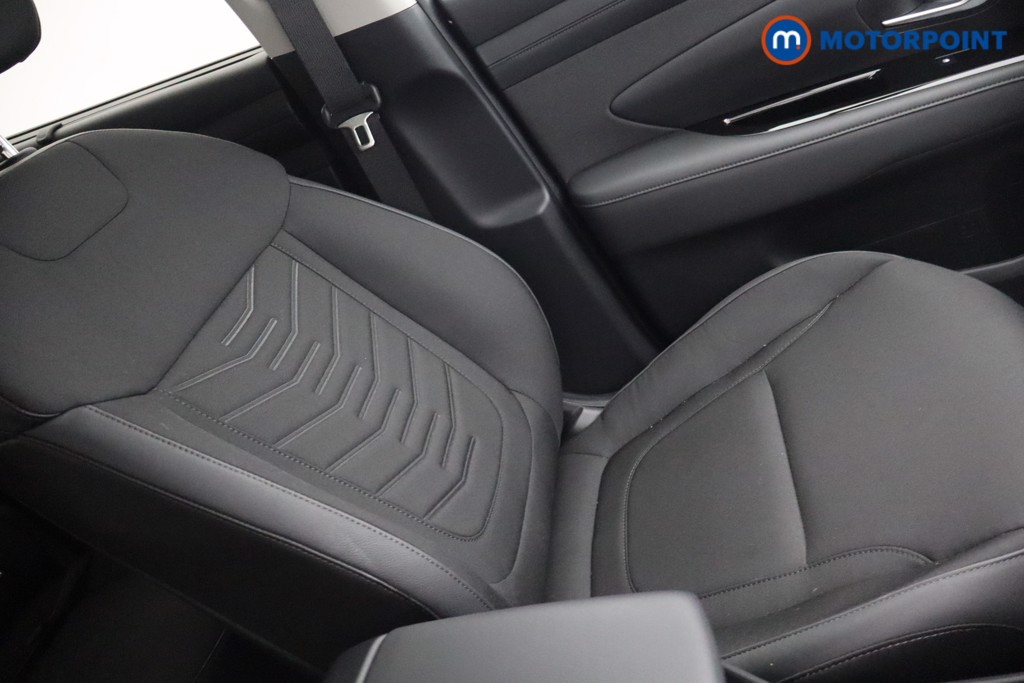 Hyundai Tucson Premium Manual Petrol SUV - Stock Number (1547461) - 14th supplementary image