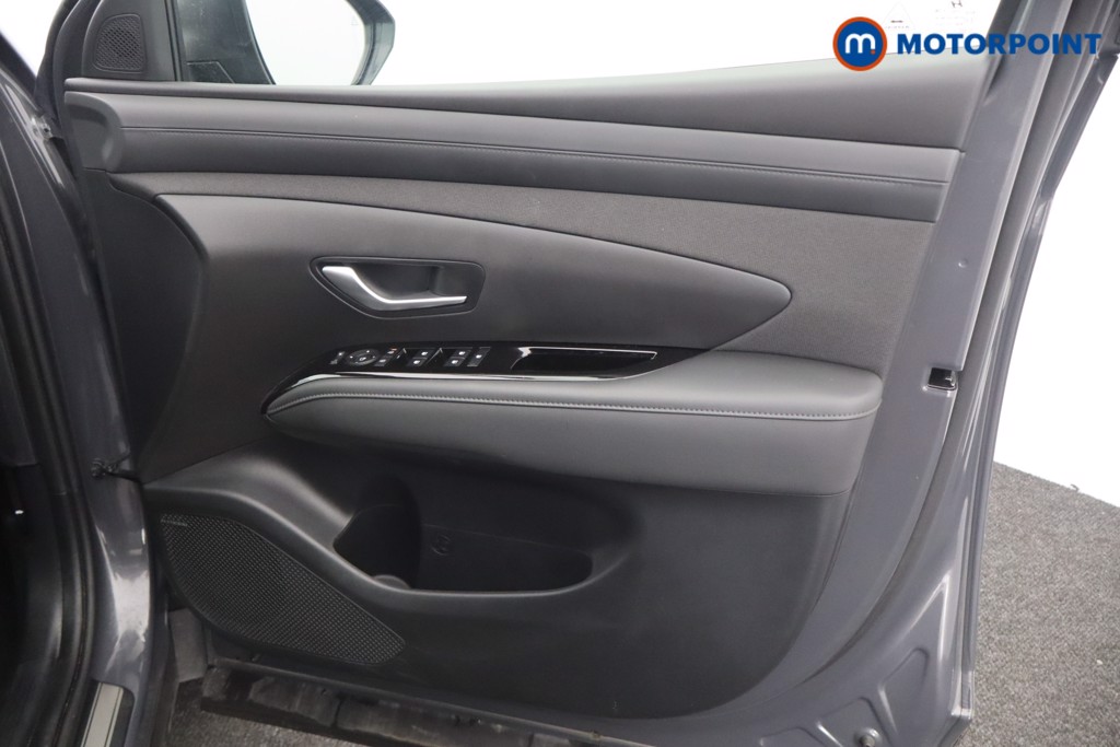 Hyundai Tucson Premium Manual Petrol SUV - Stock Number (1547461) - 15th supplementary image