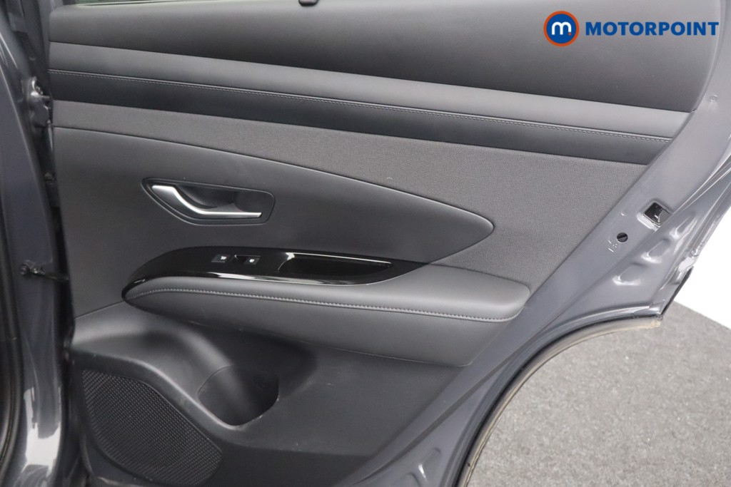 Hyundai Tucson Premium Manual Petrol SUV - Stock Number (1547461) - 16th supplementary image