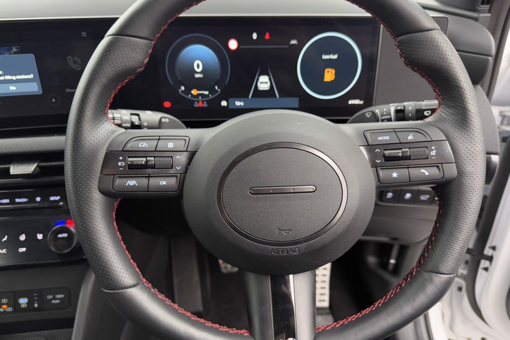Hyundai Tucson N Line Manual Petrol SUV - Stock Number (1547489) - 2nd supplementary image