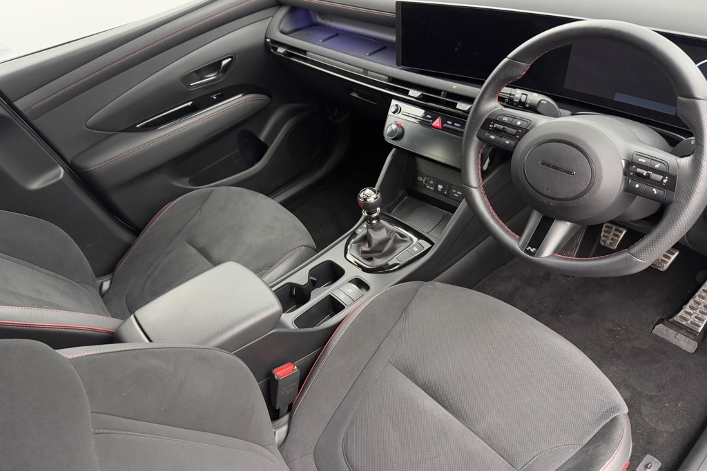 Hyundai Tucson N Line Manual Petrol SUV - Stock Number (1547489) - 1st supplementary image