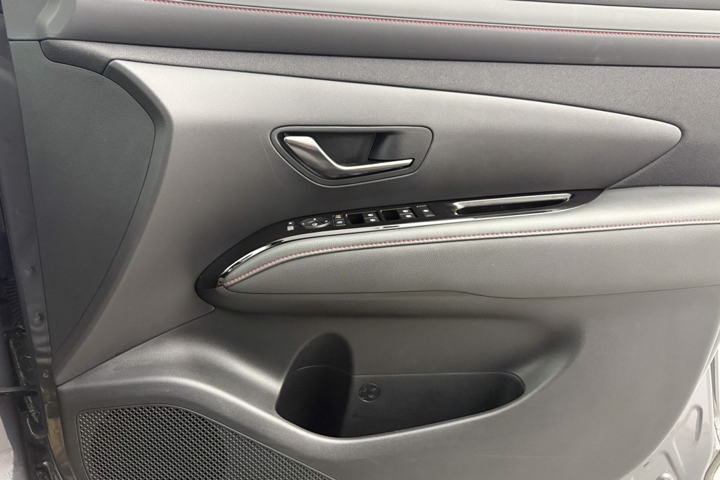 Hyundai Tucson N Line Manual Petrol SUV - Stock Number (1547503) - 21st supplementary image
