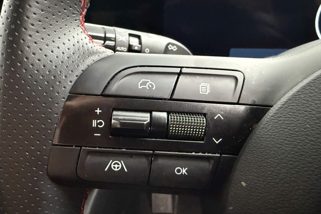 Hyundai Tucson N Line Manual Petrol SUV - Stock Number (1547507) - 4th supplementary image