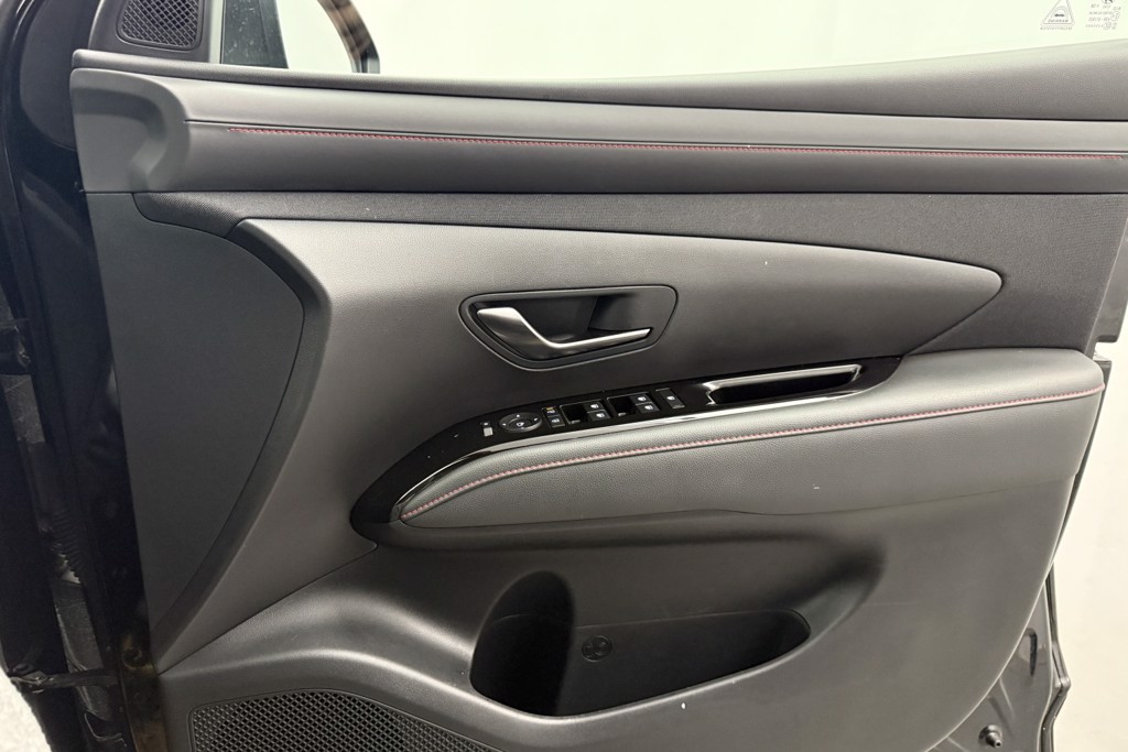 Hyundai Tucson N Line Manual Petrol SUV - Stock Number (1547507) - 19th supplementary image