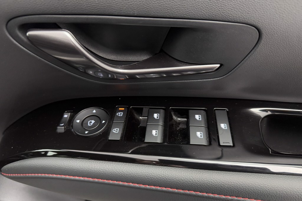 Hyundai Tucson N Line Manual Petrol SUV - Stock Number (1547524) - 17th supplementary image