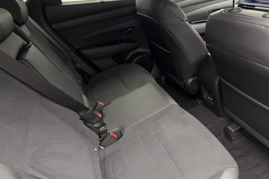 Hyundai Tucson N Line Manual Petrol SUV - Stock Number (1547524) - 18th supplementary image
