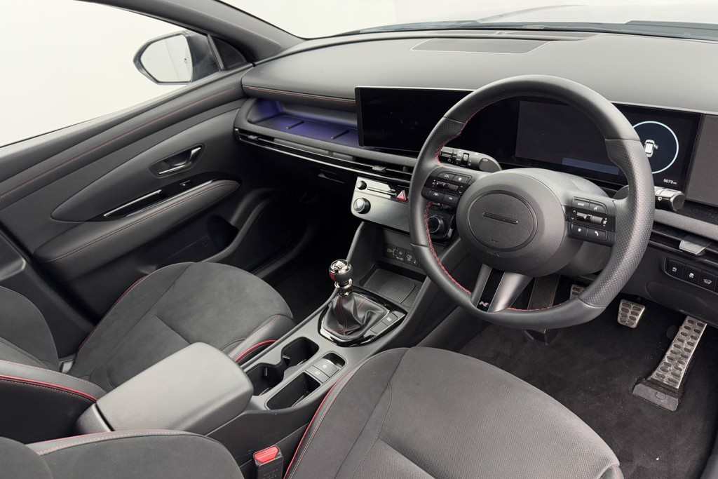 Hyundai Tucson N Line Manual Petrol SUV - Stock Number (1547524) - 1st supplementary image