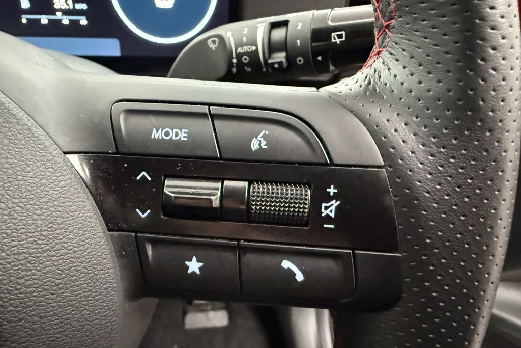 Hyundai Tucson N Line Manual Petrol SUV - Stock Number (1547526) - 5th supplementary image