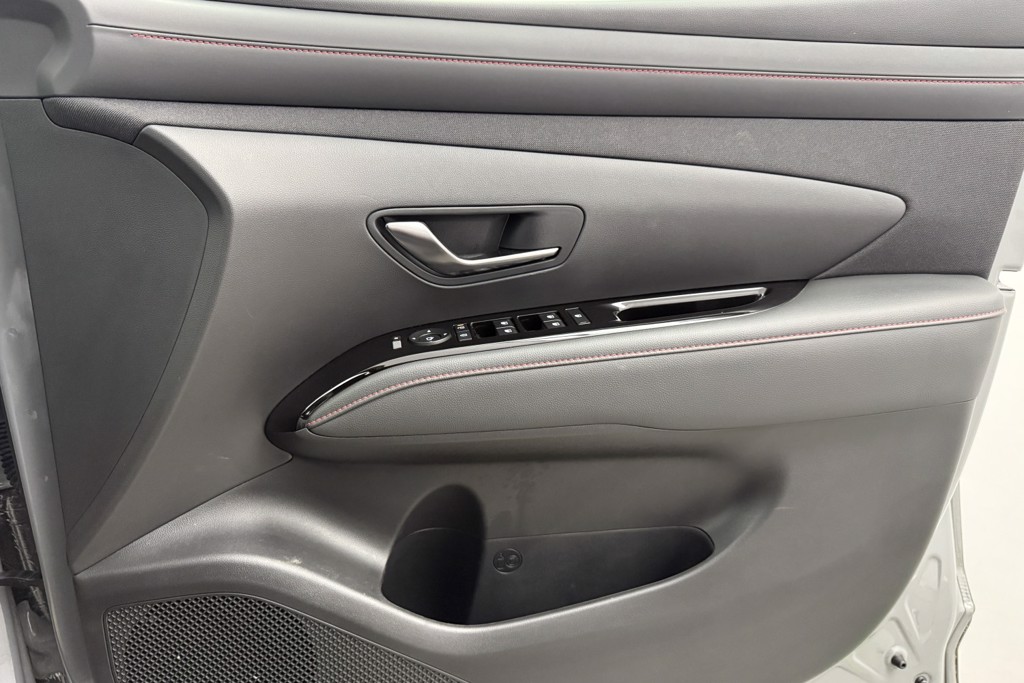 Hyundai Tucson N Line Manual Petrol SUV - Stock Number (1547529) - 20th supplementary image